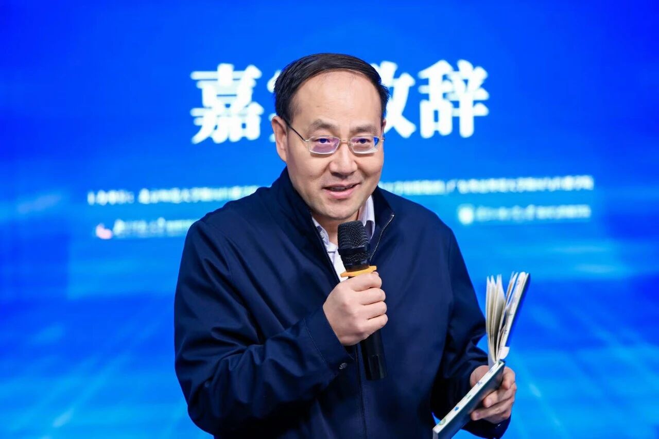 微信图片_2025-12-06_142213_963.jpg